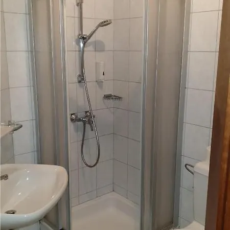 ホテル Mader Gubo & Co Kg